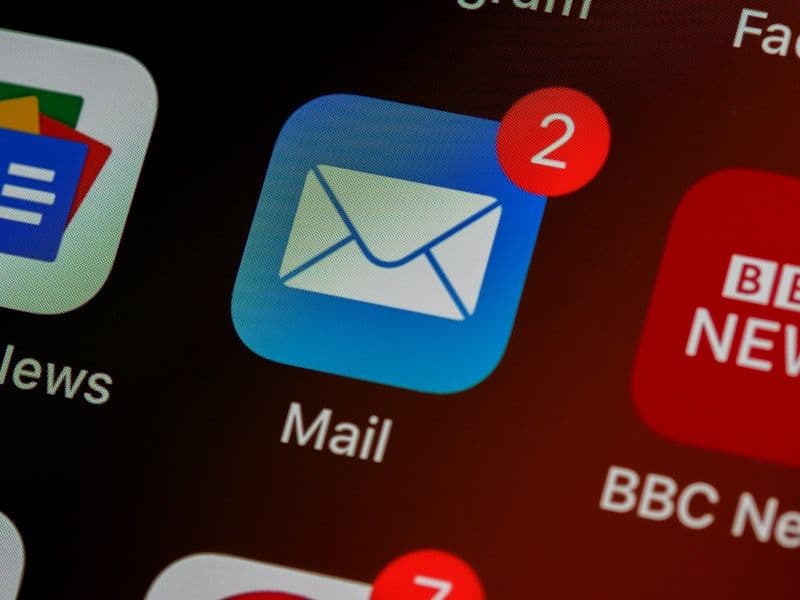 Navigating Email Migration Complexities in UAE & Middle East